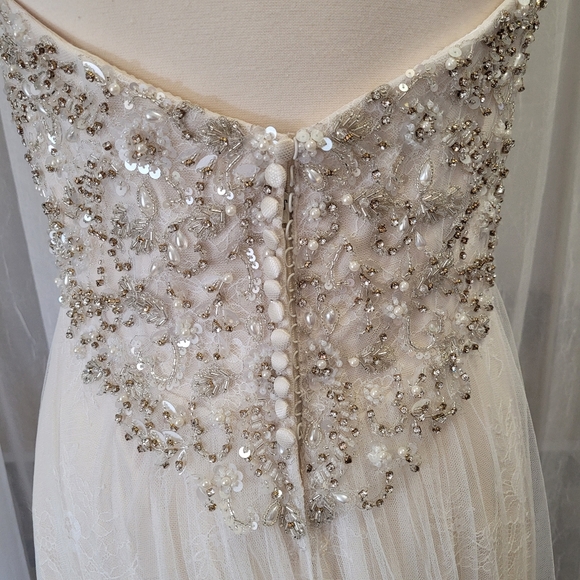 Justin Alexander Empire Waist Beaded English Net Cage Bridal Gown STYLE 8871 - Picture 12 of 14